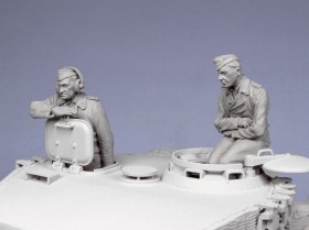 T-35008 Немецкие танкисты  №2, лето 1940-45. Две фигуры.