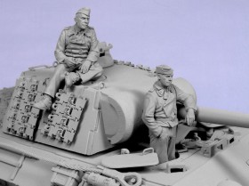 T-35004 Немецкие танкисты, лето 1940-45. Две фигуры.
