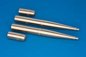 RB32AB09 20mm Hispano cannons for Spitfire (wing E & C)  2 x cannons & 2 gaps