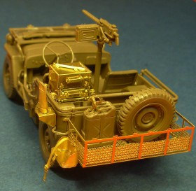 GM35001 SCR-510/620 U.S. WWII radio + Stowage rack for WWII Jeep