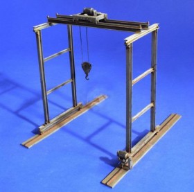 VP 2716 1:35 Gantry Crane Item