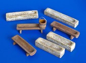 PM277 Wooden and stone feed-troughs
