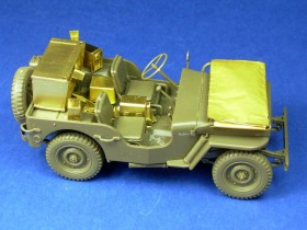 GM35017 SCR-508 radio set for WWII Jeep