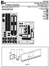 P35 089 Sd.Kfz.251 Ausf.D - stowage bins