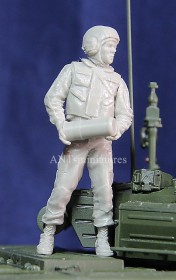 ANT-35-106 Российский танкист в комплекте 