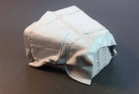 RE35-428 Sd.Kfz 7 engine deck with canvas cover (Trumpeter kit)