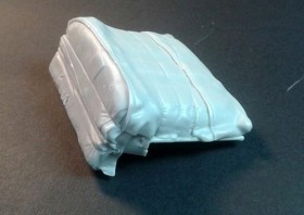 RE35-434 Horch 1a engine deck with canvas cover (ICM kit)