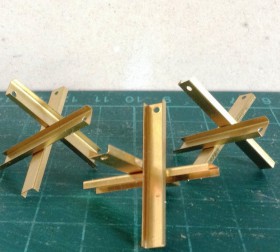 HP35321 Противотанковые ежи с колючей проволокой (3 шт.)