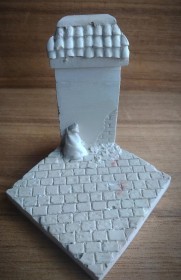 П11 Фрагмент брусчатой мостовой с оградой