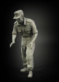 FI35-097 DAK tanker loading ammo No.2