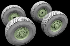 HSR 35143 Staghound highway tread wheels