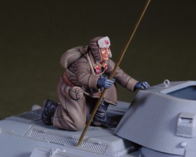 DO35011 WWII Russian winter tank rider #2