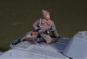 DO35032 WWII Russian winter tank rider #4