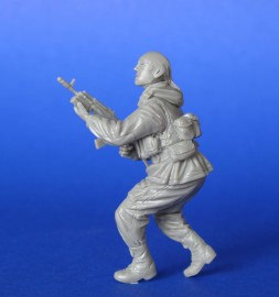 MCF35033 Современный Российский солдат