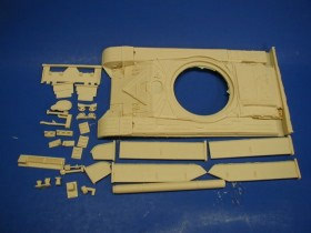 SPD228 T-64B rebuild hull with extra glacis armor update set