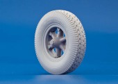 QWX-028 Sd.Kfz 7 front wheels, common tread pattern